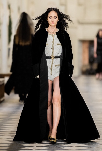 Chanel 2021 fashion show (45).jpg