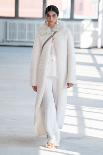 00027-Altuzarra-Spring-2022-RTW-Credit-Filippo-Fior-GORUNWAY.jpg