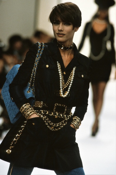 103-chanel-fall-1991-ready-to-wear-GettyImages-502655214.jpg