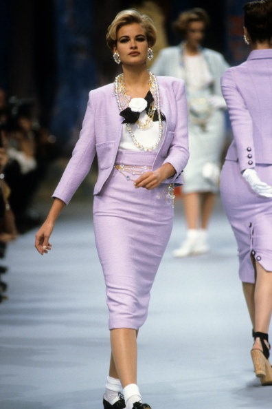 007-chanel-spring-1992-ready-to-wear-CN10011884.jpg