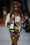 095-chanel-spring-1992-ready-to-wear-Img011921-naomi-campbell
