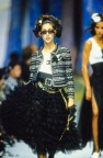 126-chanel-spring-1992-ready-to-wear-122-gisele-zelauy