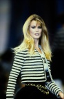 127chanel-spring-1992-ready-to-wear-claudia-schiffer