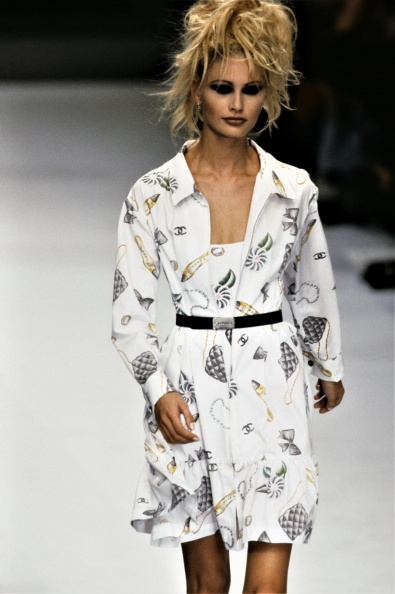 132-chanel-spring-1996-ready-to-wear-CN10007501-kirsty-hume.jpg