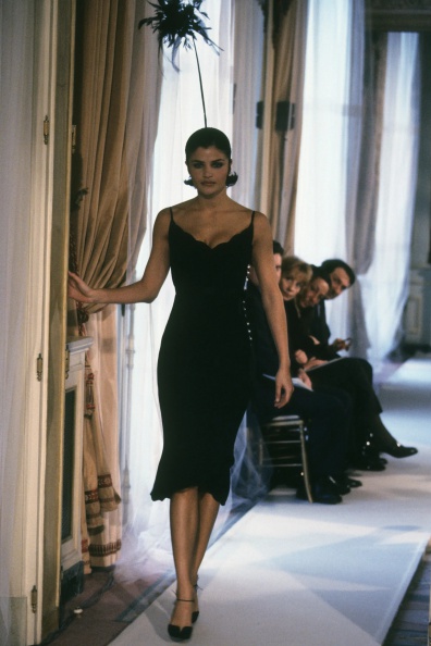 023-chanel-spring-1997-couture-CN1000075-helena-christensen.jpg