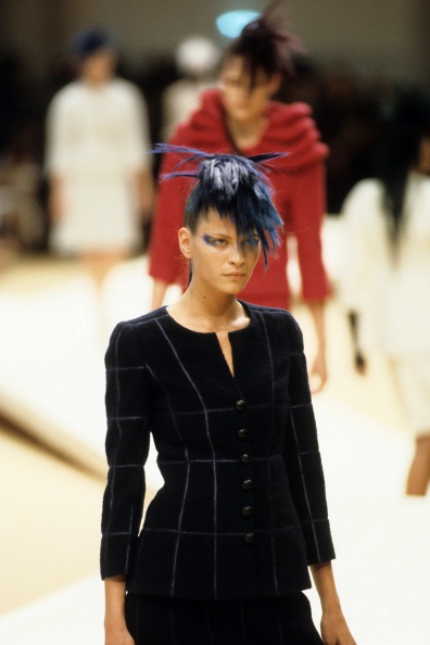 022-chanel-fall-1999-couture-CN10008852-frankie-rayder.jpg