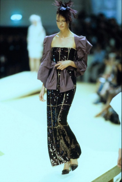 041-chanel-fall-1999-couture-CN10051407.jpg