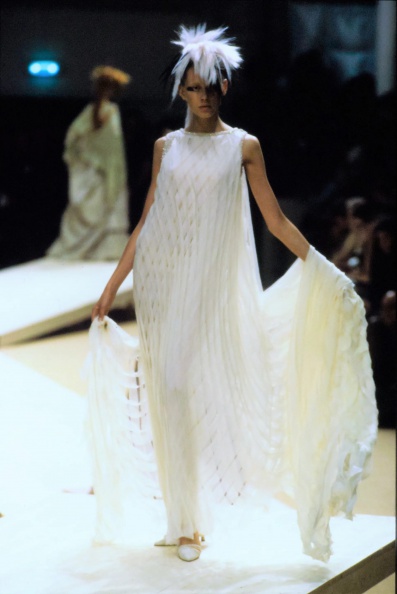 057-chanel-fall-1999-couture-CN10051393-colette-pechekhonova.jpg