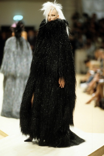 068-chanel-fall-1999-couture-CN10008863.jpg