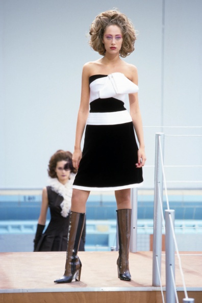 002-chanel-fall-2000-couture-CN10007767-talytha-pugliesi.jpg
