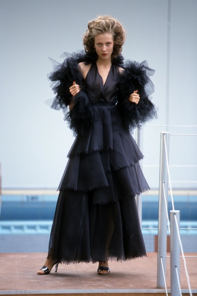 053-chanel-fall-2000-couture-CN10007778-colette-pechekhonova.jpg