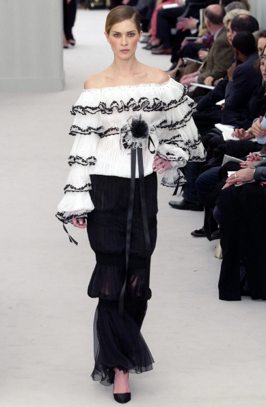 chanel-spring-2004-couture-00550h-erin-wasson.jpg