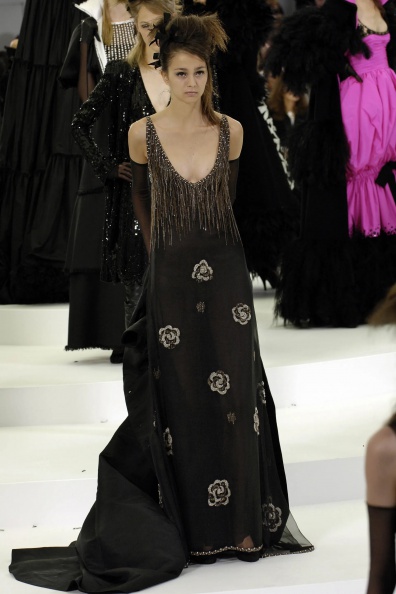 chanel-fall-2005-couture-00300h-morgane-dubled.jpg