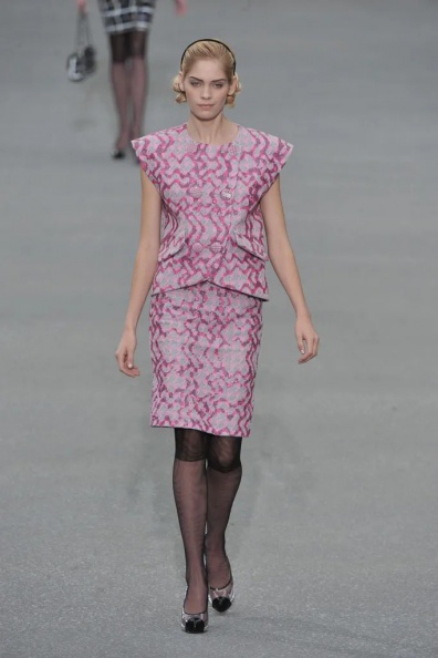 Chanel-Spring-2009-Ready-to-Wear (1).jpg