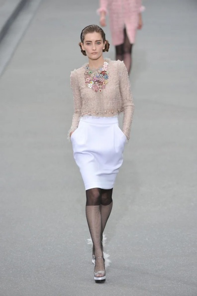 Chanel-Spring-2009-Ready-to-Wear (19).jpg