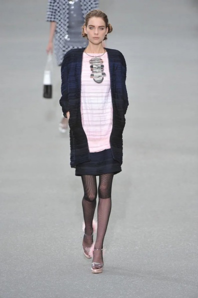 Chanel-Spring-2009-Ready-to-Wear (21).jpg