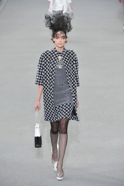 Chanel-Spring-2009-Ready-to-Wear (22).jpg