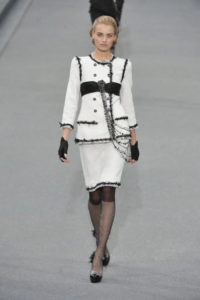 Chanel-Spring-2009-Ready-to-Wear (25).jpg