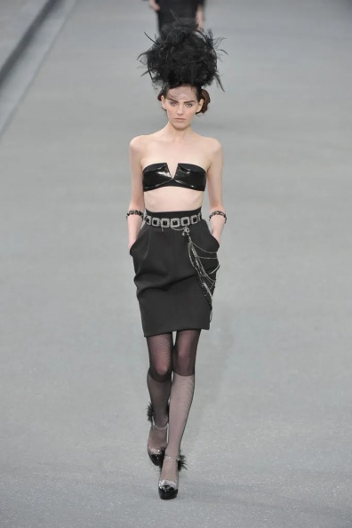 Chanel-Spring-2009-Ready-to-Wear (26).jpg