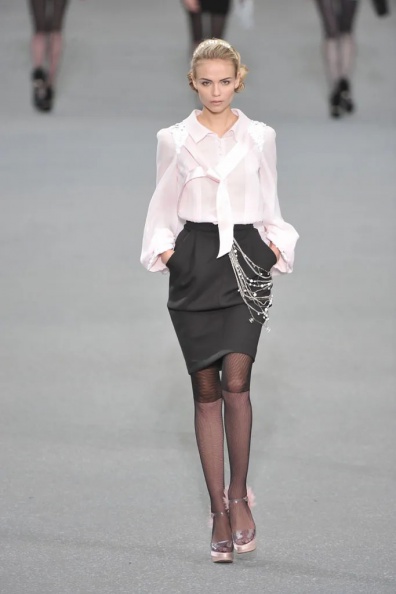 Chanel-Spring-2009-Ready-to-Wear (42).jpg