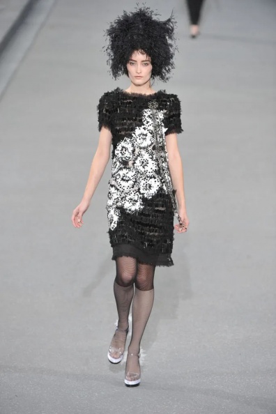 Chanel-Spring-2009-Ready-to-Wear (54).jpg