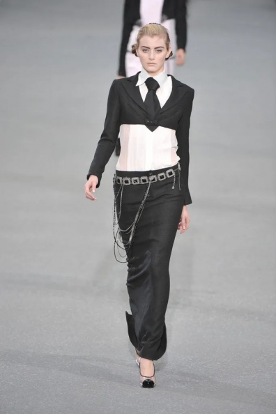 Chanel-Spring-2009-Ready-to-Wear (55).jpg