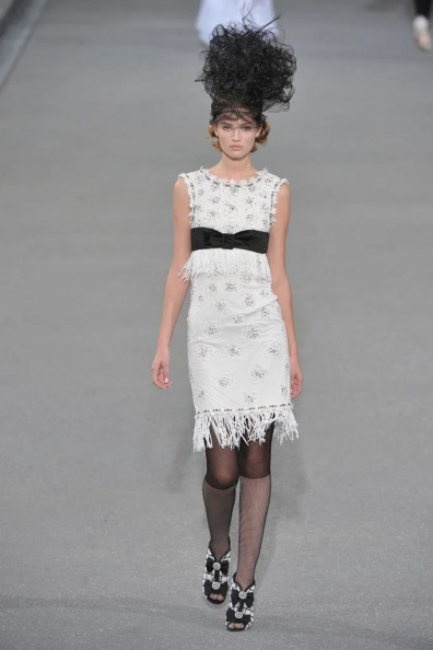 Chanel-Spring-2009-Ready-to-Wear (60).jpg