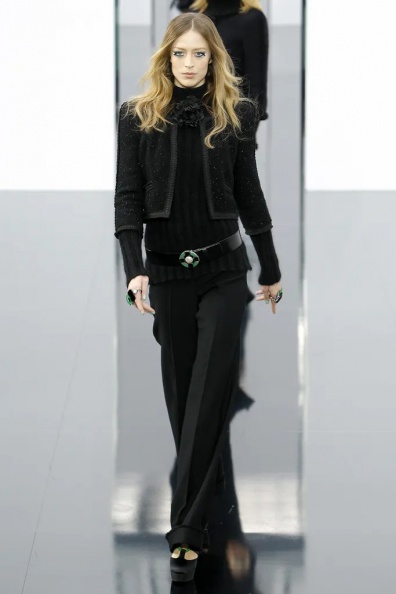 Chanel-Fall-2009 Ready-to-Wear (16).jpg