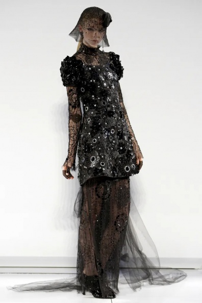 Chanel-Fall-2009 Couture (62).jpg