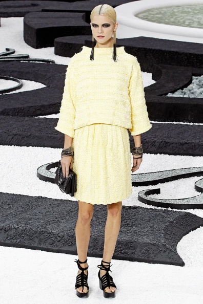 Chanel-Spring-2011-Ready-to-Wear (20).jpg