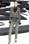 Chanel-Spring-2011-Ready-to-Wear (32)