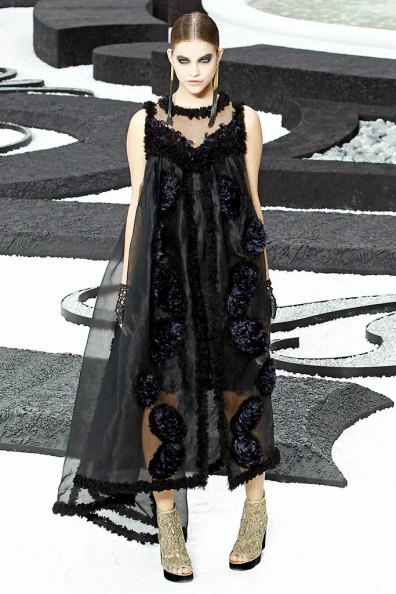 Chanel-Spring-2011-Ready-to-Wear (84).jpg