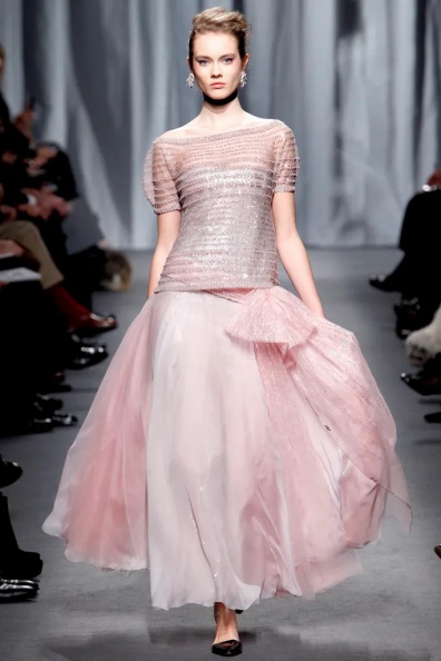 Chanel-Spring-2011-Couture (48).jpg