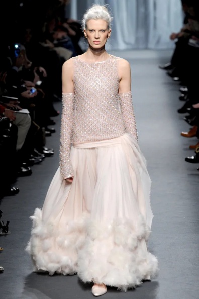 Chanel-Spring-2011-Couture (66).jpg