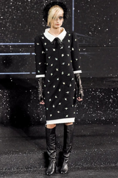 Chanel-Fall-2011-Couture (19).jpg