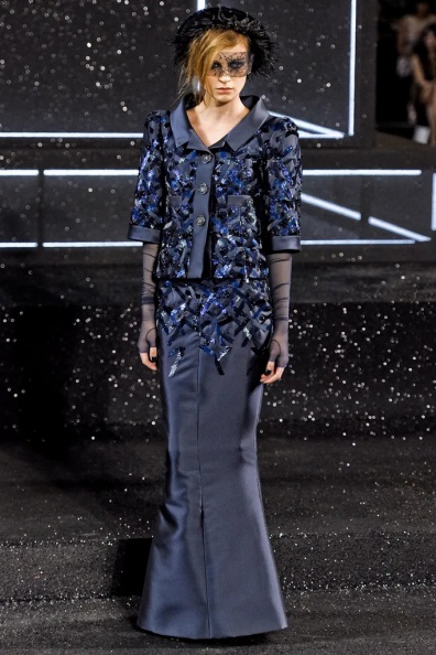 Chanel-Fall-2011-Couture (57).jpg