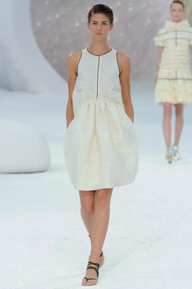 Chanel-Spring-2012-Ready-to-Wear (12).jpg