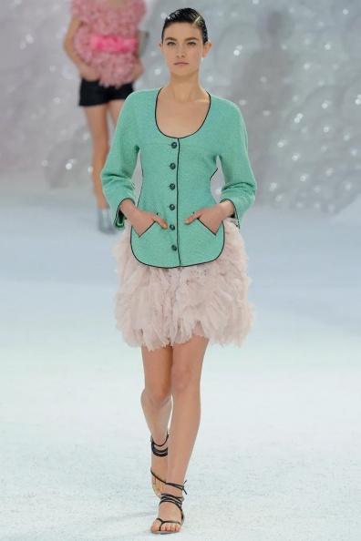 Chanel-Spring-2012-Ready-to-Wear (20).jpg