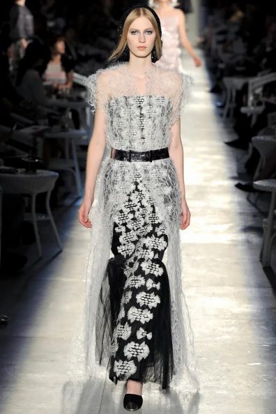 Chanel-Fall-2012 Couture (51).jpg