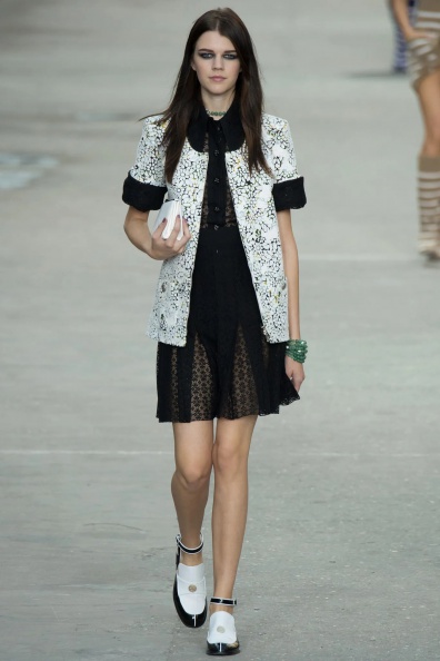 Chanel-Spring-2015-Ready-to-Wear (48).jpg