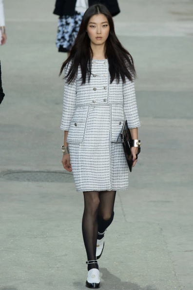 Chanel-Spring-2015-Ready-to-Wear (44).jpg