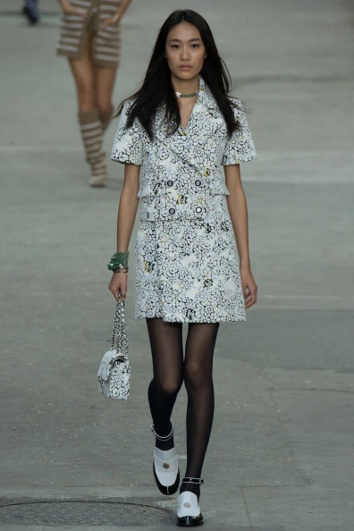Chanel-Spring-2015-Ready-to-Wear (49).jpg