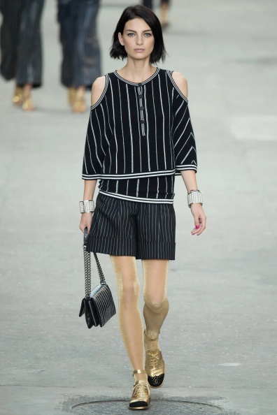 Chanel-Spring-2015-Ready-to-Wear (56).jpg