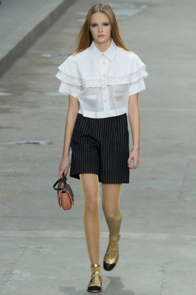 Chanel-Spring-2015-Ready-to-Wear (68).jpg