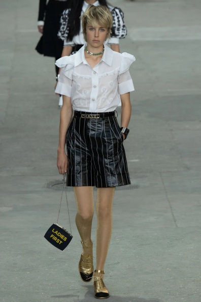 Chanel-Spring-2015-Ready-to-Wear (71).jpg