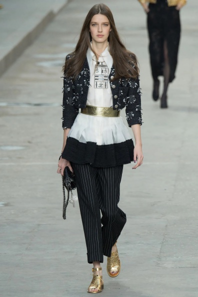 Chanel-Spring-2015-Ready-to-Wear (76).jpg