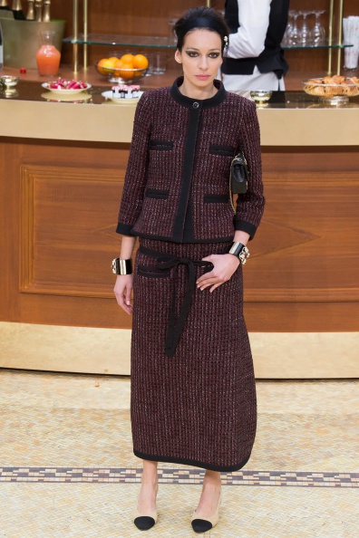 Chanel-Fall-2015-Ready-to-Wear (44).jpg