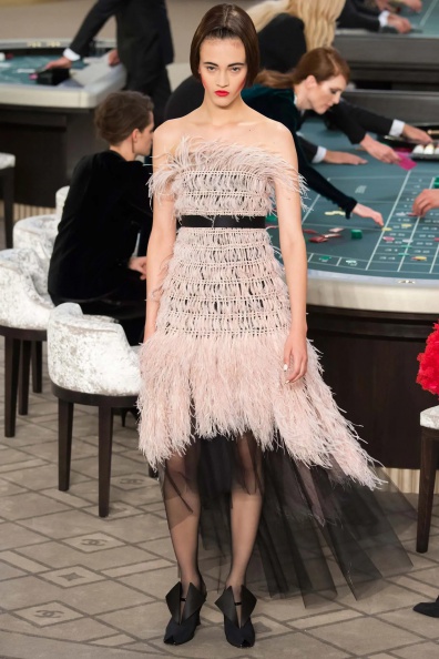 Chanel-Fall-2015-Couture (45).jpg