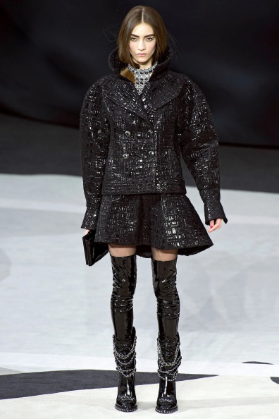 Chanel-Fall-2013-Ready-to-Wear (16).jpg