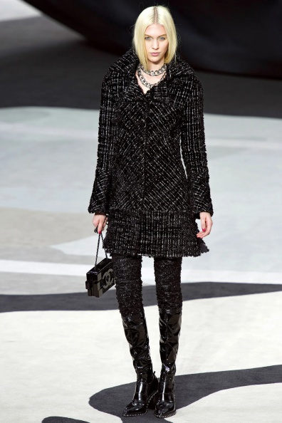 Chanel-Fall-2013-Ready-to-Wear (18).jpg